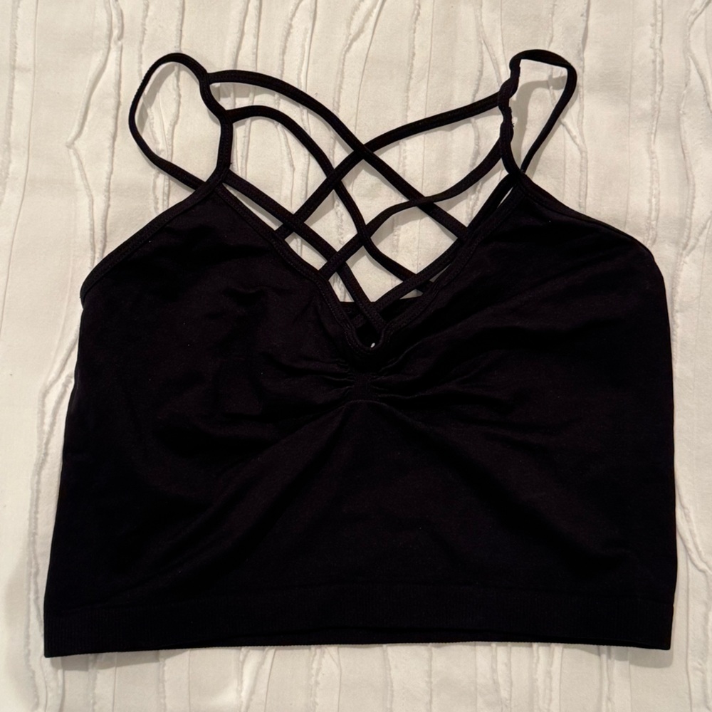 Suzette Collection Black Criss-Cross Stylish Cropped Cami